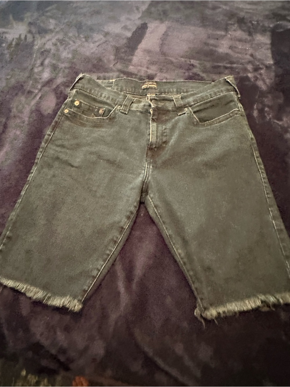 Men’s True ReligionDark Blue Frayed Hem Denim Shorts 36 in excellent condition